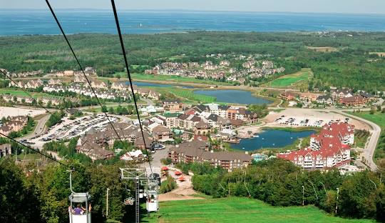 Blue Mountains | chauffeur services near me | Limo service near me | SarjChauffeur