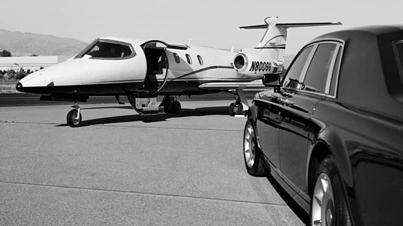 AIRPORT LIMO GTA | chauffeur services near me | Limo service near me | SarjChauffeur